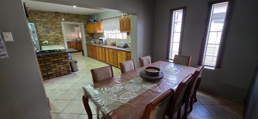 4 Bedroom Property for Sale in Miederpark North West